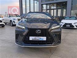 لێکزس NX